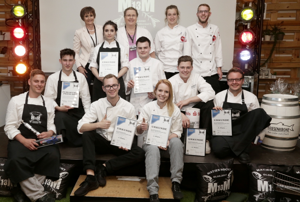 Plattform für Köchenachwuchs: Finale der 14. Friesenkrone Matjesmeisterschaft am 7. Juni in Hamburg. Plattform für Köchenachwuchs: Finale der 14. Friesenkrone Matjesmeisterschaft am 7. Juni in Hamburg.
