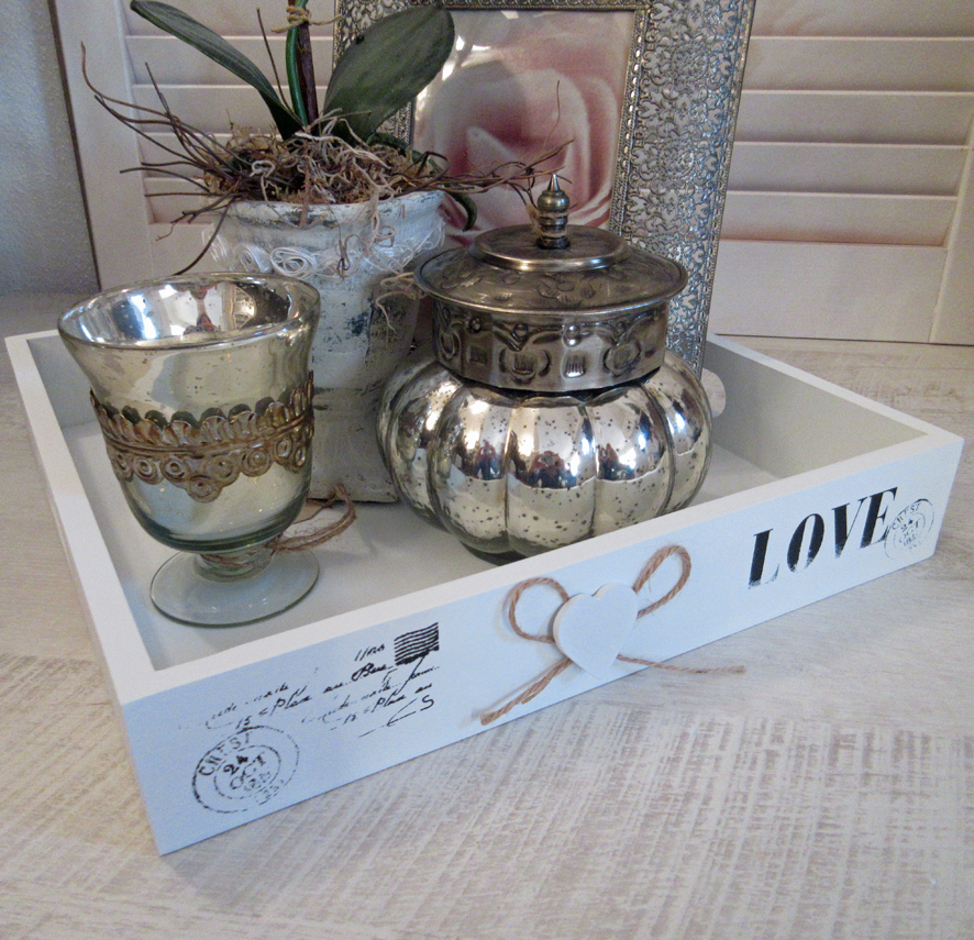 Silberdekoration im French Shabby Chic