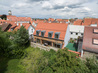 Ein Stadthaus der besonderen Art: modern, wohngesund und im Einklang mit der historischen Umgebung