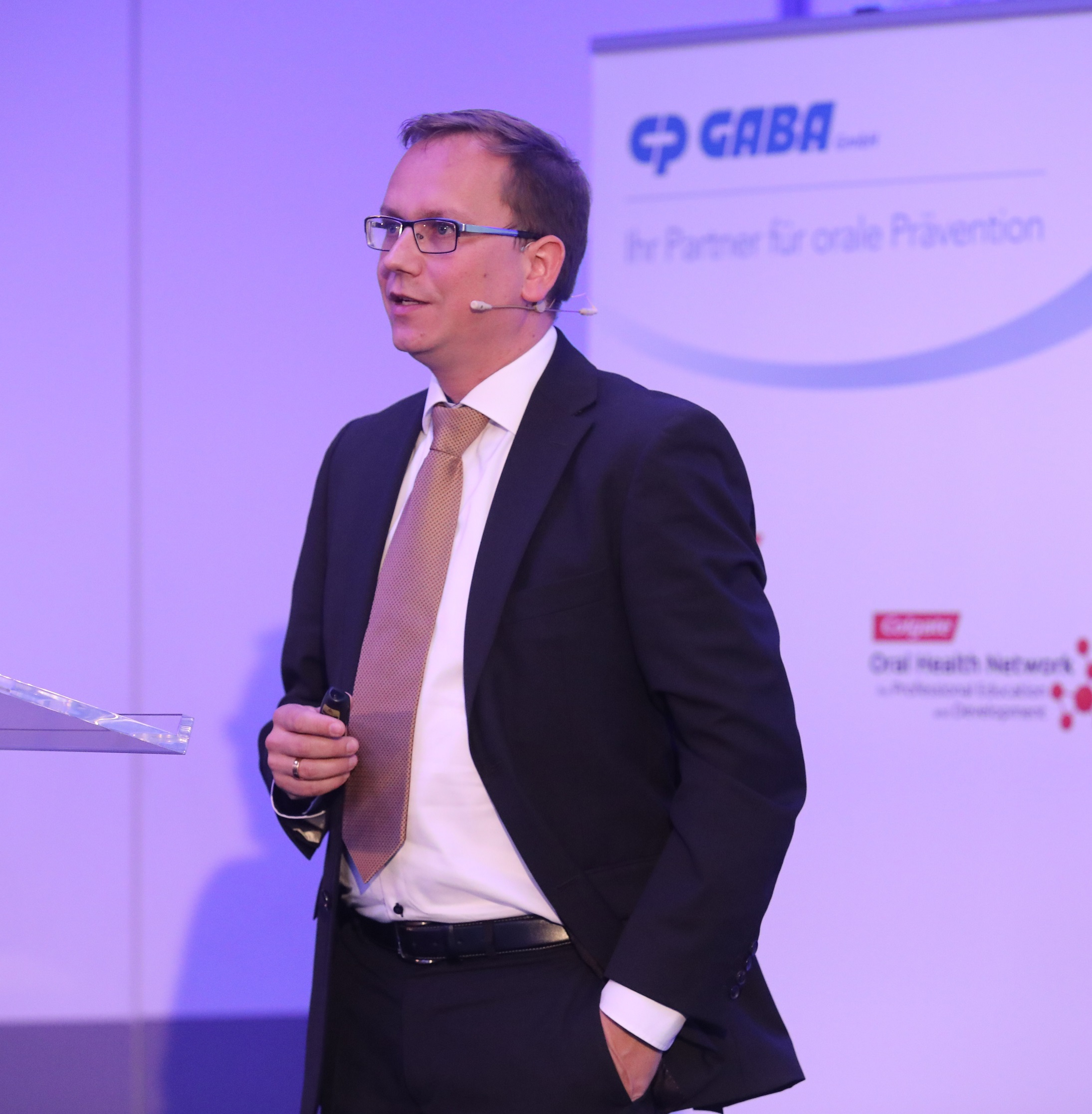 Prof. Dr. Dirk Ziebolz (Bildquelle: CP GABA) Prof. Dr. Dirk Ziebolz (Bildquelle: CP GABA)