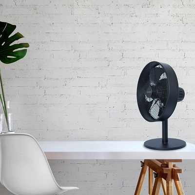 Der neue VASNER Ventury Tischventilator wahlweise in Schwarz oder Weiß Der neue VASNER Ventury Tischventilator wahlweise in Schwarz oder Weiß