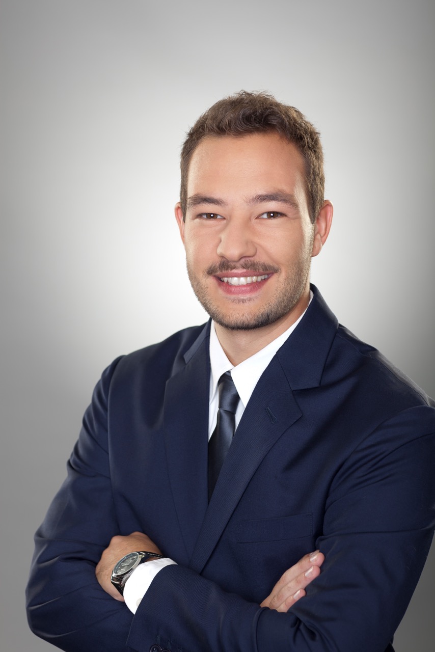 Dennis Pfitzmayr im Gespräch mit DEX Dennis Pfitzmayr im Gespräch mit DEX