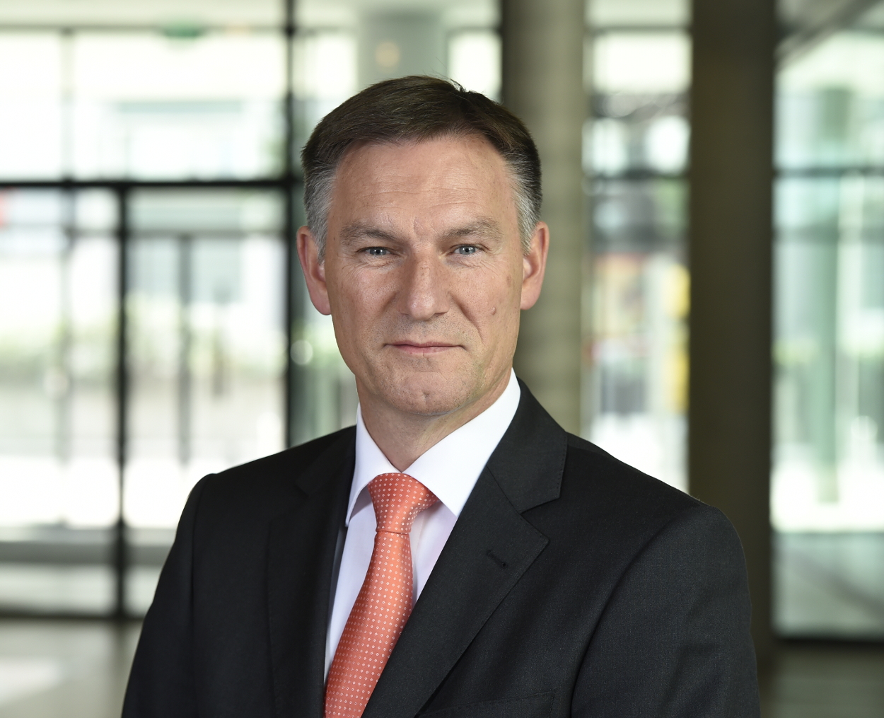 Prof. Dr. Heiko Aurenzübernimmt das Mandat des Stellvertretenden Aufsichtsratsvorsitzenden (Bildquel Prof. Dr. Heiko Aurenzübernimmt das Mandat des Stellvertretenden Aufsichtsratsvorsitzenden (Bildquel