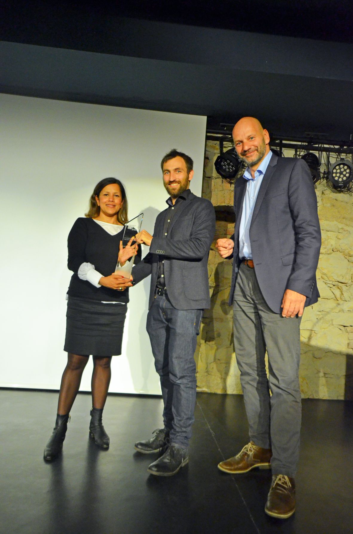 Isabel Brenner, Dr. Jorge Abreu Vicente (beide Datavard), Moderator Helge Sanden (Bildquelle: @IA4SP
