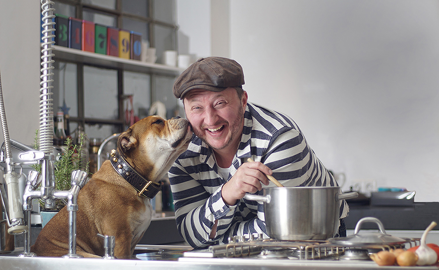 Sebastian Lege und Hund Kalle sind Markenbotschafter für Natures Menu GmbH (Bildquelle: FrancEnskat) Sebastian Lege und Hund Kalle sind Markenbotschafter für Natures Menu GmbH (Bildquelle: FrancEnskat)