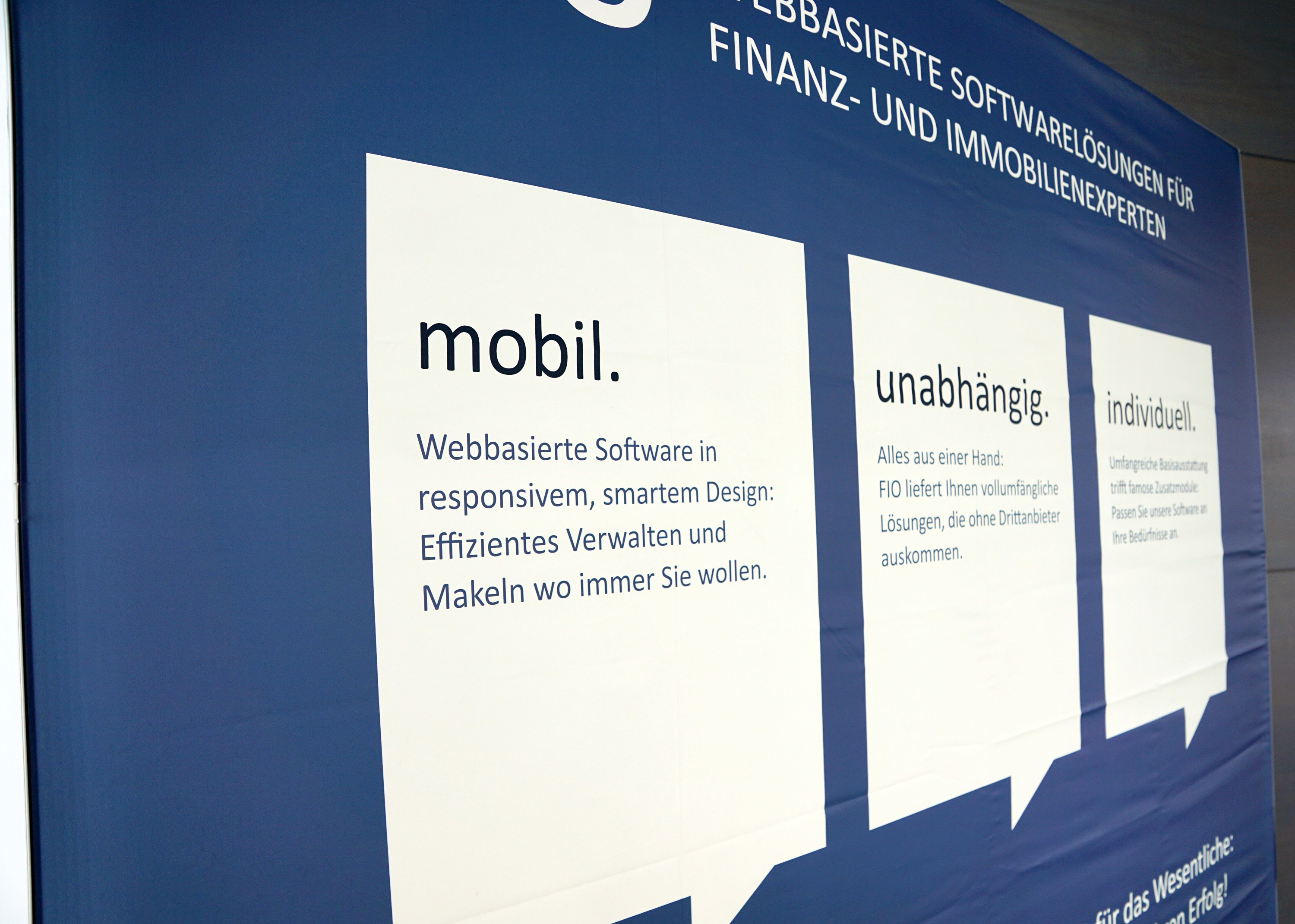 FIO SYSTEMS AG macht mobil: Auf Roadshows präsentiert sie ihre Produkte