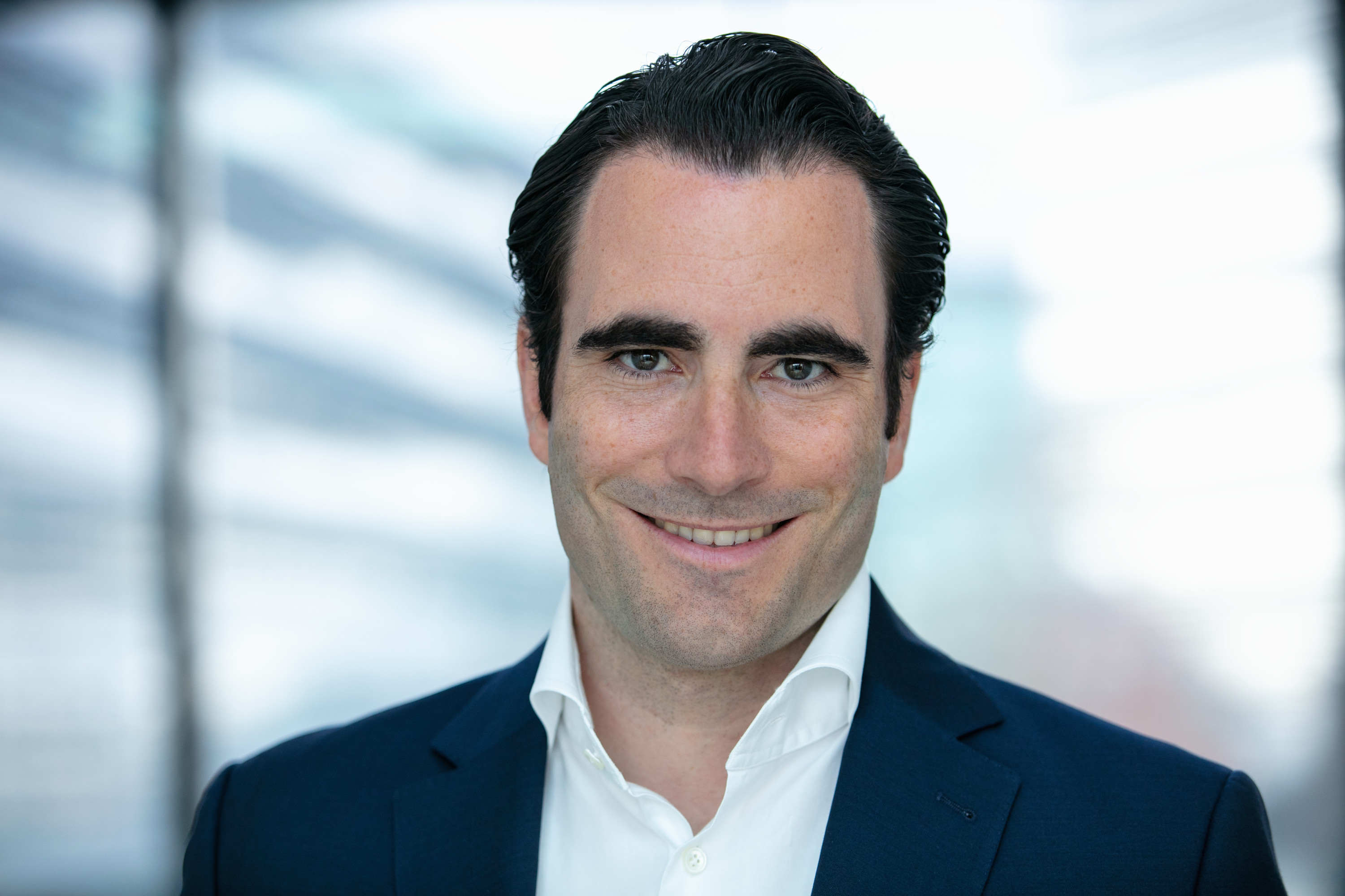 Julian Lennertz ist neuer Bereichsleiter Marketing& Digital bei E WIE EINFACH