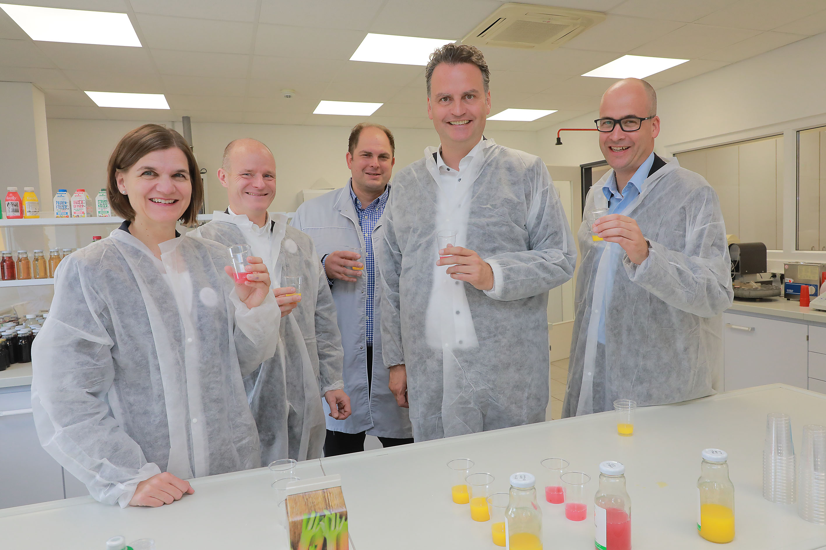 Staatsekretär Dr. Günter Krings MdB besucht das Werk Herrath der Refresco Deutschland GmbH.