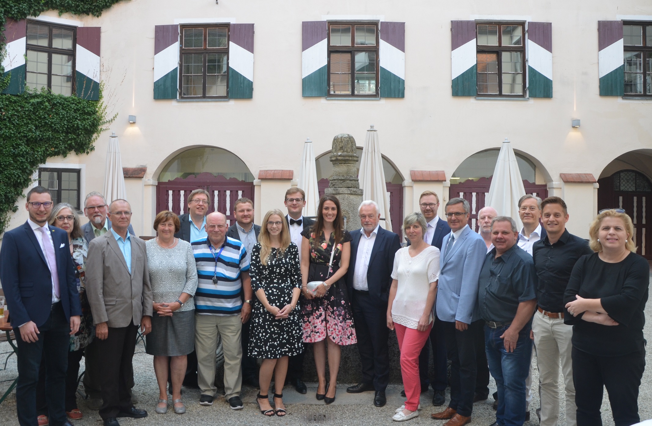 Die FDP Rottal-Inn feierte mit Partei-Vize Wolfgang Kubicki das 70-jährige Bestehen.