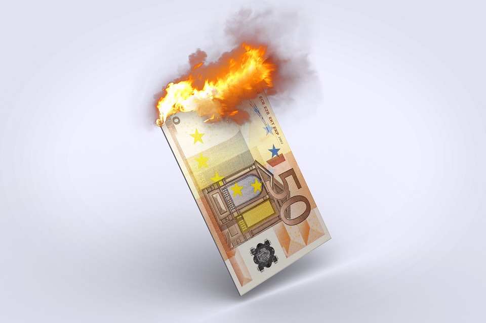 (Bildquelle: https://pixabay.com/de/euro-geld-inflation-w%C3%A4) (Bildquelle: https://pixabay.com/de/euro-geld-inflation-w%C3%A4)