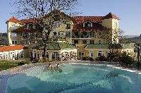 Wellnesshotel Jagdhof Whirlpool Wellnesshotel Jagdhof Whirlpool