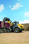 Der Kramer Radlader 8155 eröffnet eine neue Größenklasse. (Bildquelle: Kramer-Werke GmbH) Der Kramer Radlader 8155 eröffnet eine neue Größenklasse. (Bildquelle: Kramer-Werke GmbH)