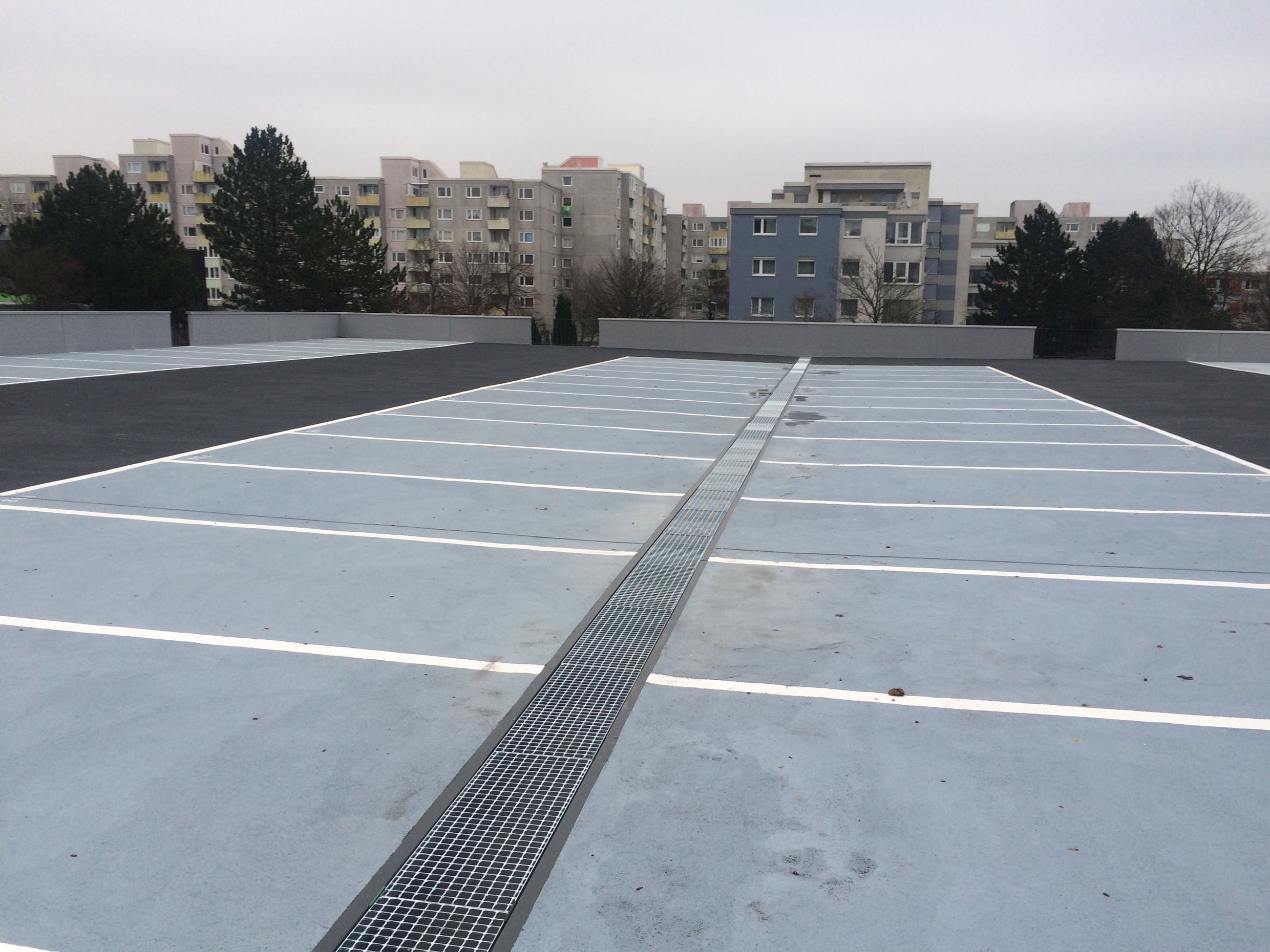 Erfolgreiche Sanierung mit hohem Kosten-Nutzen-Effekt durch den Einsatz von Triflex ProPark (Bildque