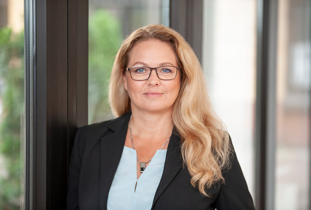 Dr. Geertje Tutschka: LEAD?learn, create, care Dr. Geertje Tutschka: LEAD?learn, create, care