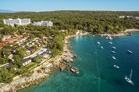 Blick auf das Hotel Marbera Flora Green Villas (c) Njivice (Marbera Flora Green Villas)