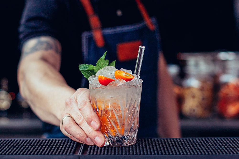 HALM: Alternative zu Plastik - Trinkhalme aus Glas HALM: Alternative zu Plastik - Trinkhalme aus Glas
