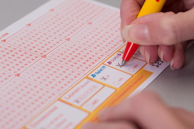 Ja zur Zusatzlotterie SUPER 6 Ja zur Zusatzlotterie SUPER 6