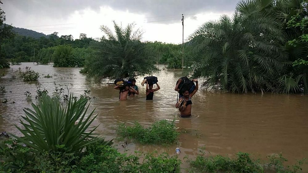 Flut in Kerala / Indien - Ganze Landstriche sind befinden sich unter den Wassermassen Flut in Kerala / Indien - Ganze Landstriche sind befinden sich unter den Wassermassen