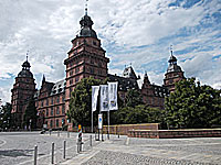 Das historische Schloss Johannisburg gilt als das Wahrzeichen der Stadt Aschaffenburg