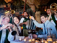 Hüttenabend in der Alten Schmiede (c) Peter Podpera (Der Krallerhof)