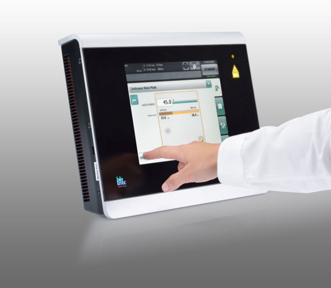 Laser LEONARDO®DUAL 100 von biolitec®(Bildquelle: biolitec®) Laser LEONARDO®DUAL 100 von biolitec®(Bildquelle: biolitec®)