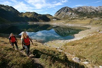 Wandern auf dem Lechweg (c) Bernd Eisenschink (Lech Zürs Tourismus)
