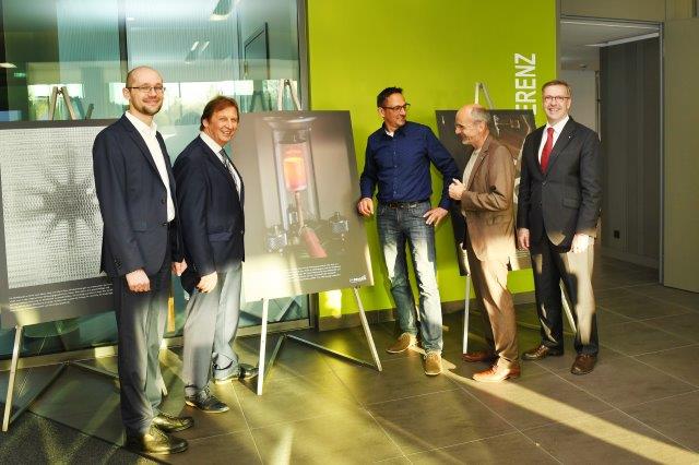 Im Bild: Die Verantwortlichen (Foto: EWR)