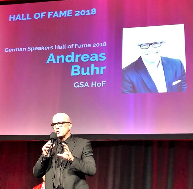 Andreas Buhr, Dankesrede zu seiner Berufung in die Hall of FameFoto:©by Prof. Dr. Lothar J. Seiwe Andreas Buhr, Dankesrede zu seiner Berufung in die Hall of FameFoto:©by Prof. Dr. Lothar J. Seiwe