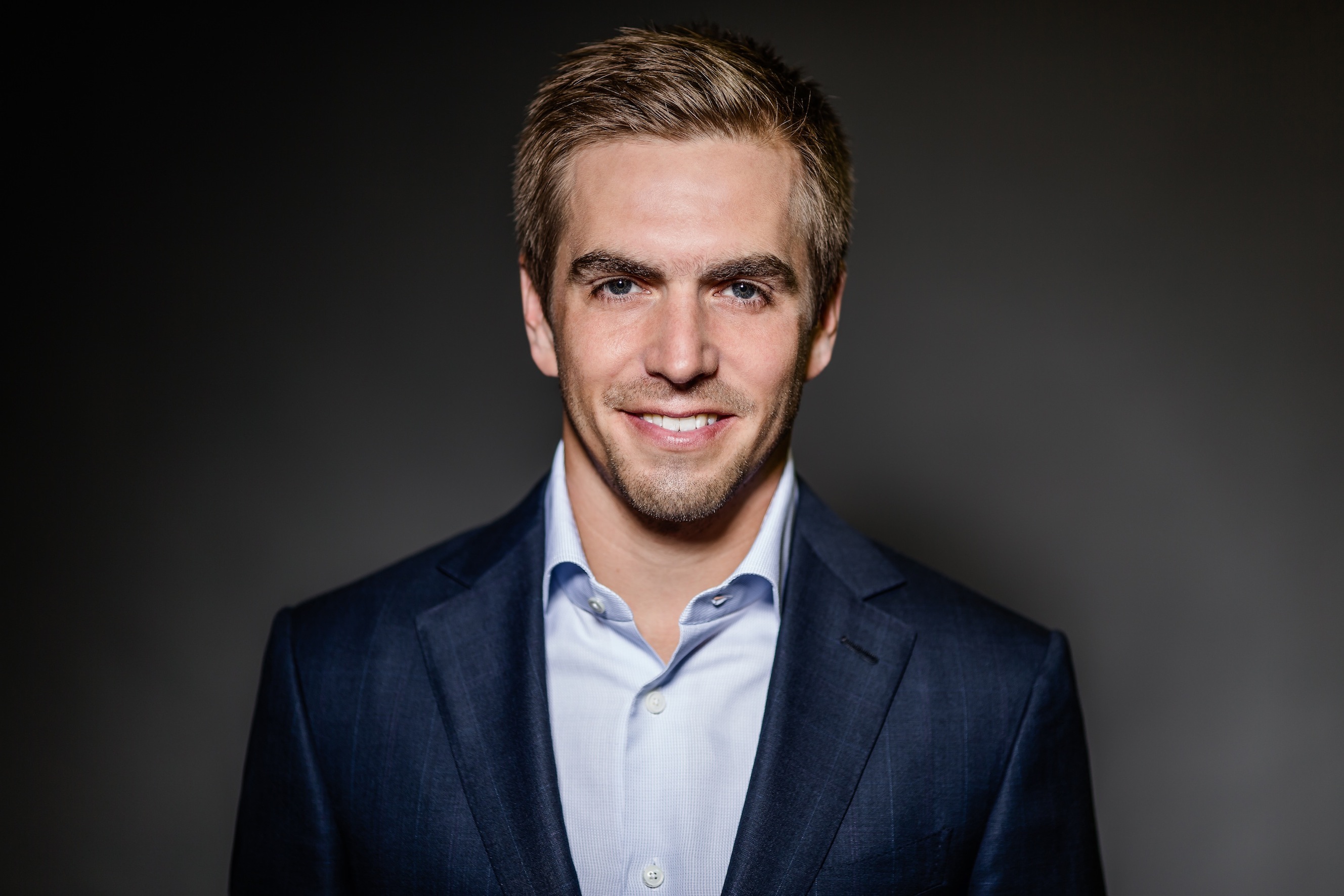 Philipp Lahm spricht auf dem 21. Verpackungsdialogüber die Steuerung der Marke Schneekoppe. (Bildque Philipp Lahm spricht auf dem 21. Verpackungsdialogüber die Steuerung der Marke Schneekoppe. (Bildque