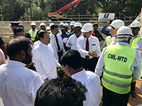 Der Präsident von Sri Lanka beim Spatenstich für den Kalu Ganga - Moragahakanda Transfer Canal