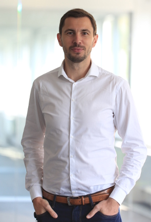 Gabriel Fugli, Senior Account Manager, Paessler AG Gabriel Fugli, Senior Account Manager, Paessler AG