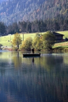 Der smaragdgrüne Pillersee in Tirol. Der smaragdgrüne Pillersee in Tirol.
