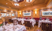 Romantisches Ambiente im Restaurant des Hotels (Parkhotel Burgmühle)