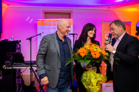 A.Fackelmann, S. Michel und A. Hüsgen bei der Preisverleihung. (Bild: SMIC! Events & Marketing) A.Fackelmann, S. Michel und A. Hüsgen bei der Preisverleihung. (Bild: SMIC! Events & Marketing)