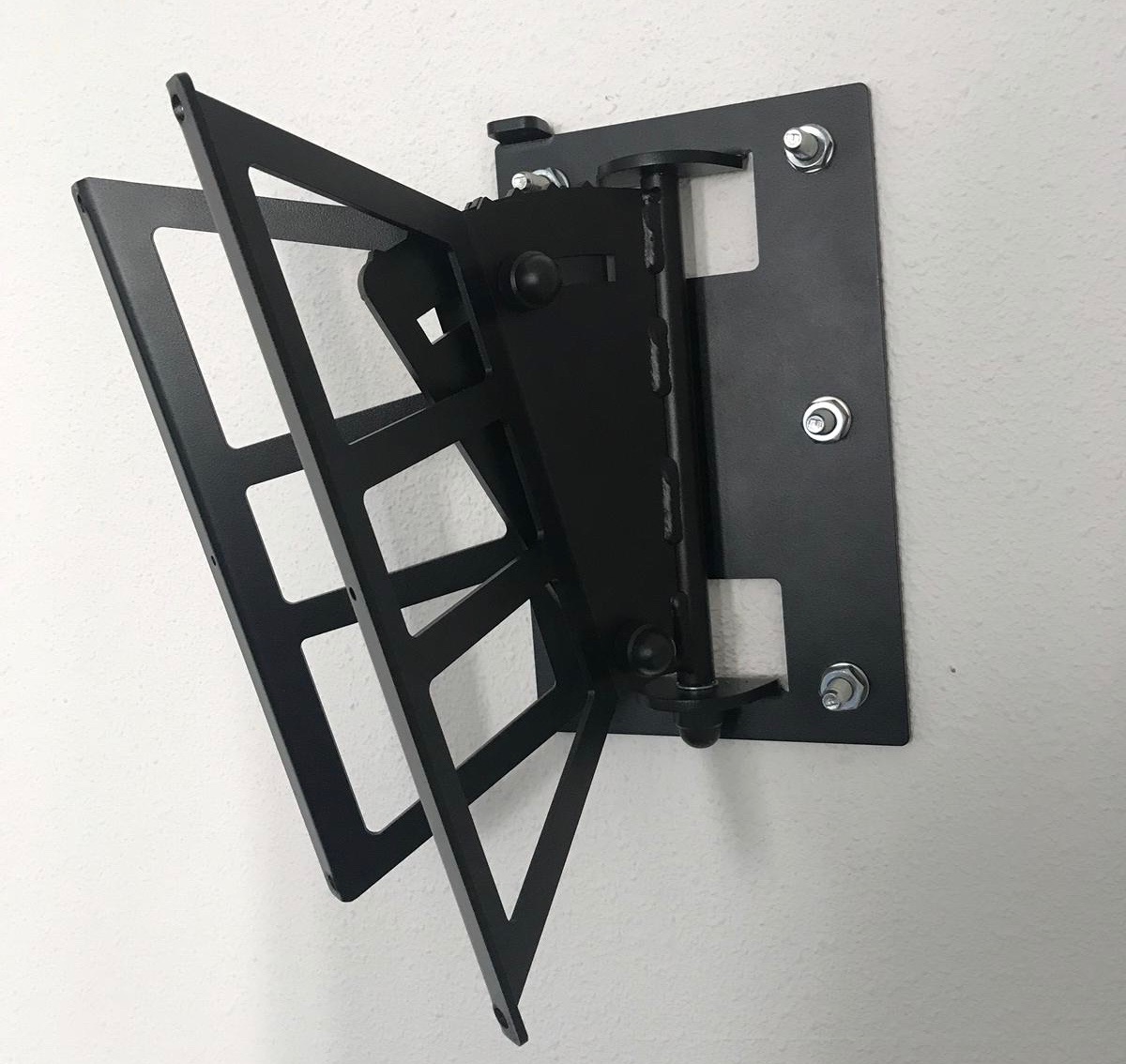 Kii Audio stellt neue Wandhalterung für Kii THREE Lautsprecher vor Kii Audio stellt neue Wandhalterung für Kii THREE Lautsprecher vor