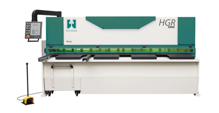 Die Tafelschere Hezinger-CutLine Baureihe HGR (Bildquelle: @ Hezinger Maschinen GmbH) Die Tafelschere Hezinger-CutLine Baureihe HGR (Bildquelle: @ Hezinger Maschinen GmbH)