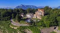 Schloss Mönchstein mit Bergpanorama (Schloss Mönchstein) Schloss Mönchstein mit Bergpanorama (Schloss Mönchstein)