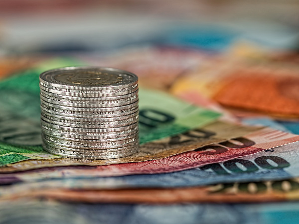 Der Staat fördert Absolventen von Weiterbildungen. Dabei kann man erheblich Geld einsparen.