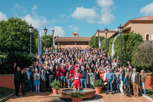 Insgesamt waren 240 Teilnehmer vor Ort in Andalusien beim Campus for culinary friends. Insgesamt waren 240 Teilnehmer vor Ort in Andalusien beim Campus for culinary friends.