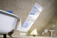 Eine Wohnidee für den Dachboden. Ein Badezimmer unterm Dach. Bild: tdx/dach.de