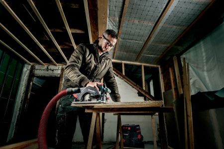 Die Führungsschiene FS 160 garantiert sichere und präzise Schnitte. Foto: Metabo Die Führungsschiene FS 160 garantiert sichere und präzise Schnitte. Foto: Metabo