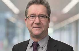 Dr. Dieter Thiel, Senior Consultant Energiekonzepte der DATA CENTER GROUP (c) DC-Datacenter-Group Gm Dr. Dieter Thiel, Senior Consultant Energiekonzepte der DATA CENTER GROUP (c) DC-Datacenter-Group Gm