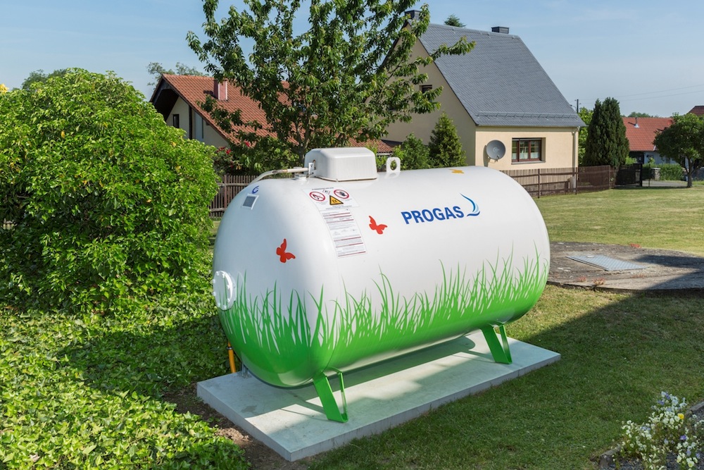 Gebiete ohne Erdgasnetz: Flüssiggas stellt als Heizenergie eine leistungsstarke Alternative dar. (B Gebiete ohne Erdgasnetz: Flüssiggas stellt als Heizenergie eine leistungsstarke Alternative dar. (B