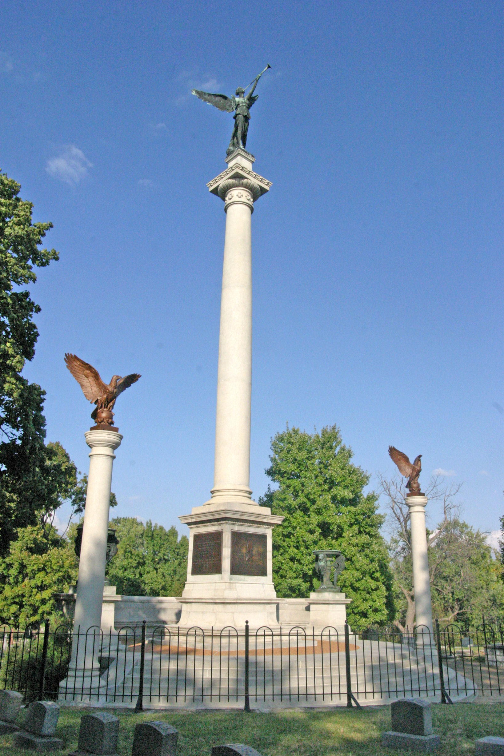 Das Elijah P. Lovejoy Denkmal in Alton. (Bildquelle: Alton Regional CVB) Das Elijah P. Lovejoy Denkmal in Alton. (Bildquelle: Alton Regional CVB)