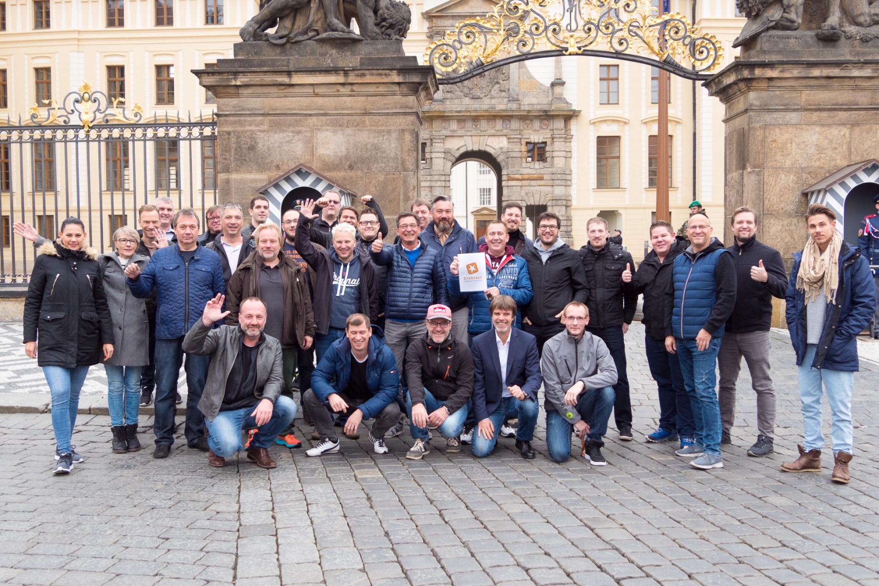 STARFACE lud die Top-Partner des Vertriebsaußendienstes zum Winterincentive nach Prag ein. STARFACE lud die Top-Partner des Vertriebsaußendienstes zum Winterincentive nach Prag ein.