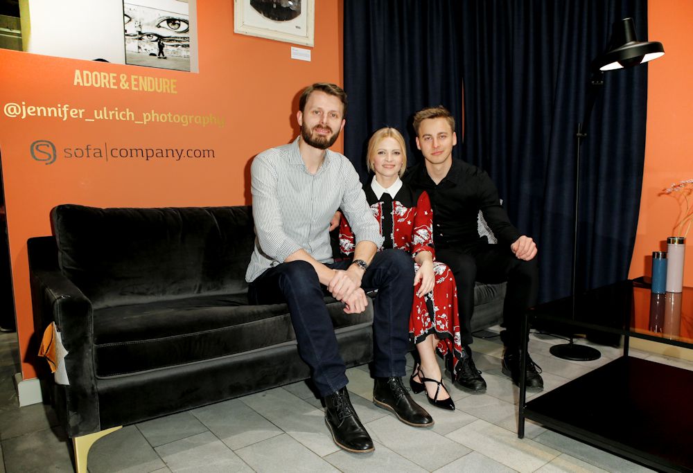 Andre Stahmer (Sofacompany), Jennifer Ulrich & Timmi Trinks ©Isa Foltin/Getty Images for Sofacompany
