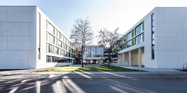 Hell, modern und großzügig: das neue Jugendwohnheim des Katholischen Jugendsozialwerk in Landshut.