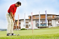 Golfspielen beim Hotel Larimar (Hotel Larimar)