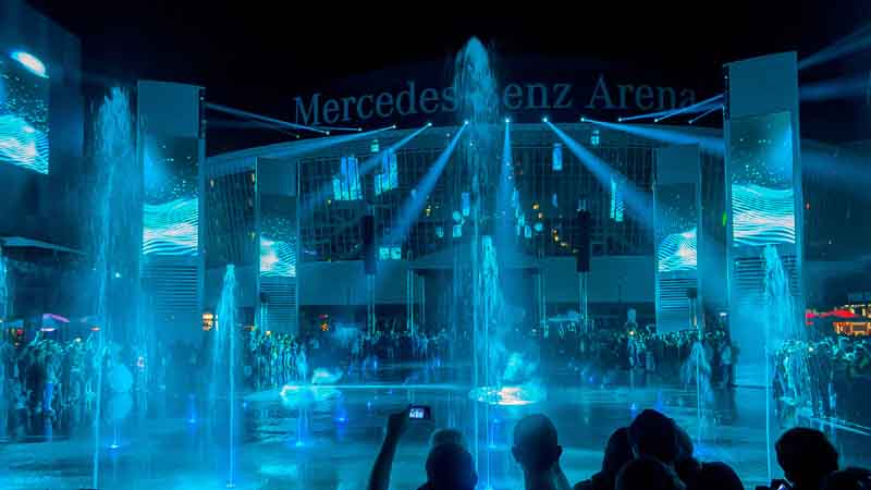 Eröffnung des Mercedes-Platzes Berlin mit ELATION (Foto: © TSE AG)