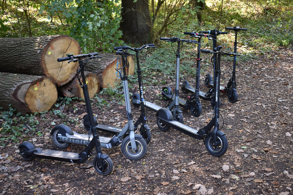 Elektroroller: Welcher dieser getesteten E Scooter ist Testsieger 2018? Elektroroller: Welcher dieser getesteten E Scooter ist Testsieger 2018?